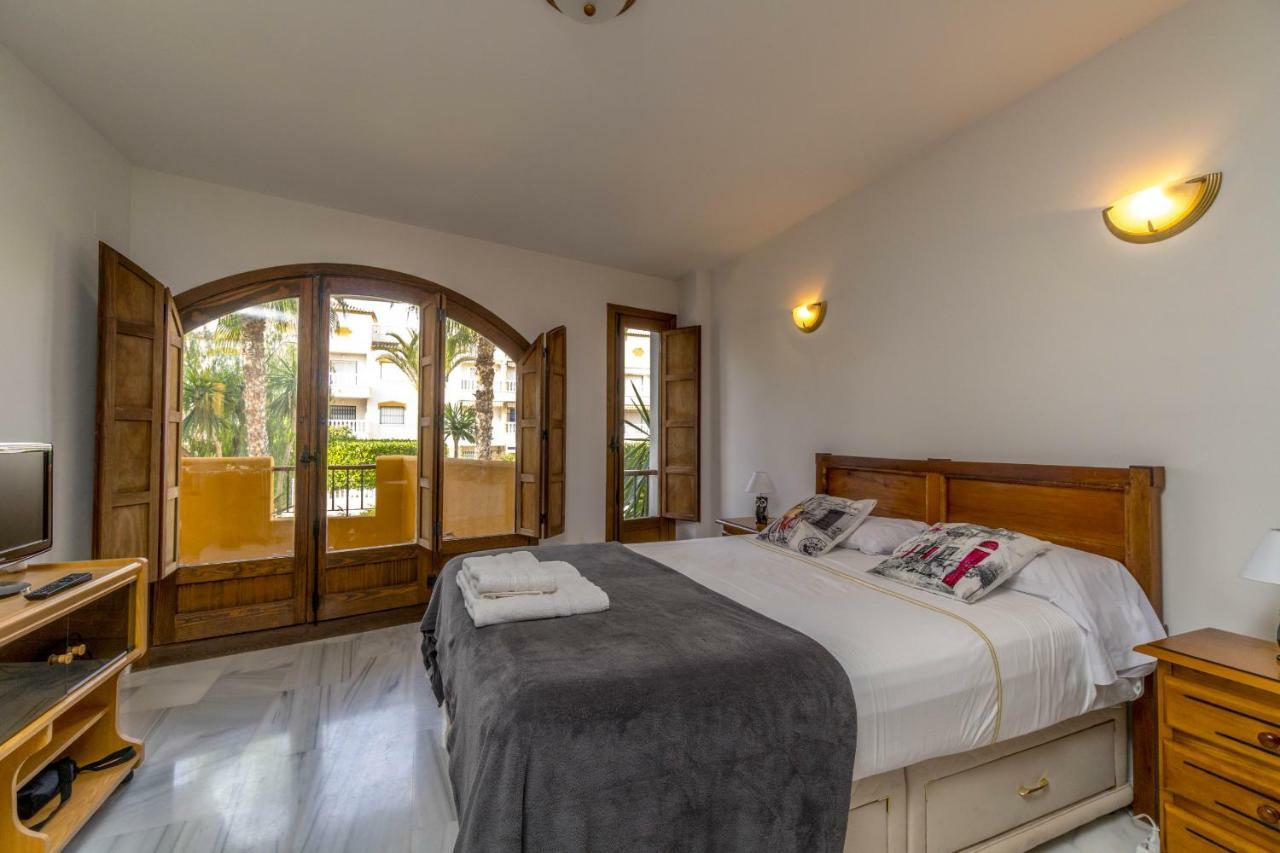Apartmento Carla Punta Prima Torrevieja Luaran gambar